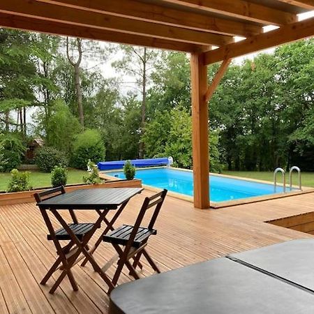 Lodge La Courrege Larche  Esterno foto