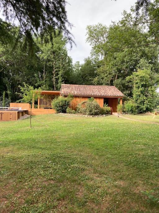 Lodge La Courrege Larche  Esterno foto