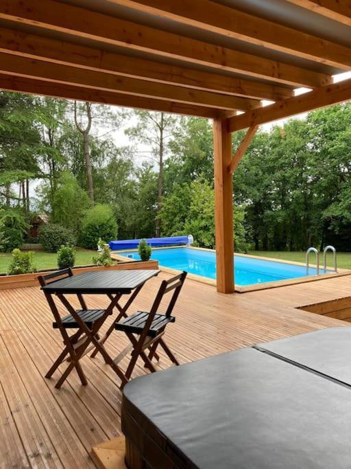 Lodge La Courrege Larche  Esterno foto